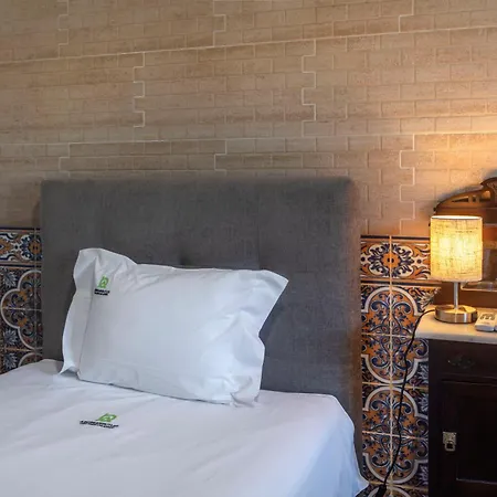 Heated Saltwater Pool-Private Beachside Oasis *