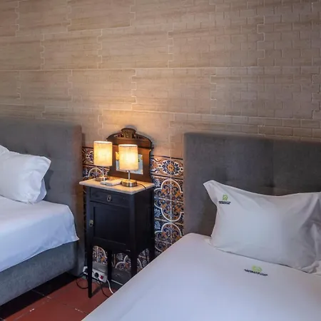 Heated Saltwater Pool-Private Beachside Oasis Mosteiros (Azores)