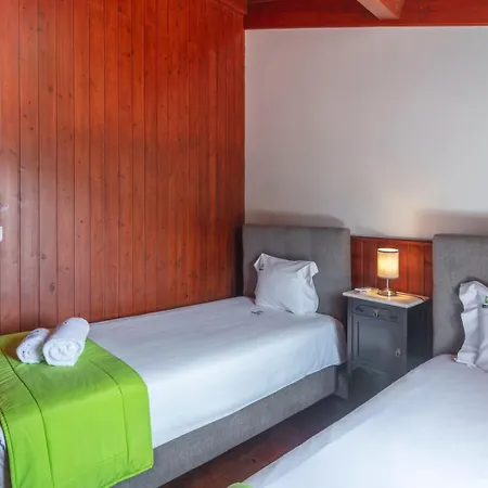 Βίλα Heated Saltwater Pool-Private Beachside Oasis Mosteiros (Azores)