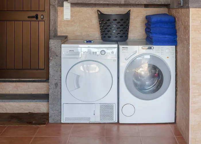 Heated Saltwater Pool-private Beachside Oasis מוסטיירוס