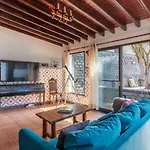 Villa Heated Saltwater Pool-private Beachside Oasis Mosteiros (Azores)