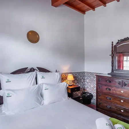 Refugio Do Sol - Azorean Butler فيلة موستيروس