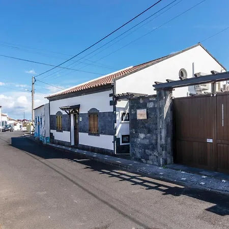 فيلة Refugio Do Sol - Azorean Butler *