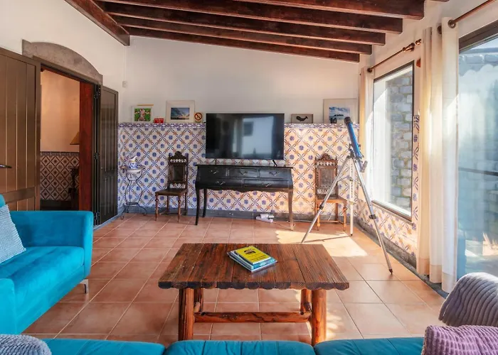 Villa Heated Saltwater Pool-private Beachside Oasis Mosteiros (Azores)