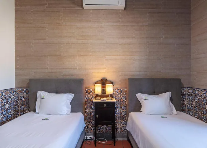 Heated Saltwater Pool-private Beachside Oasis Mosteiros (Azores)